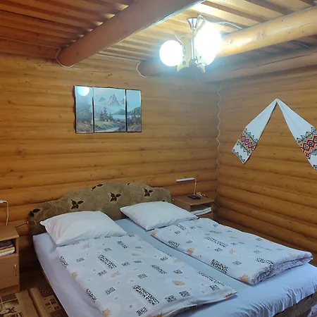 Дерев'яний котедж Uoksany *